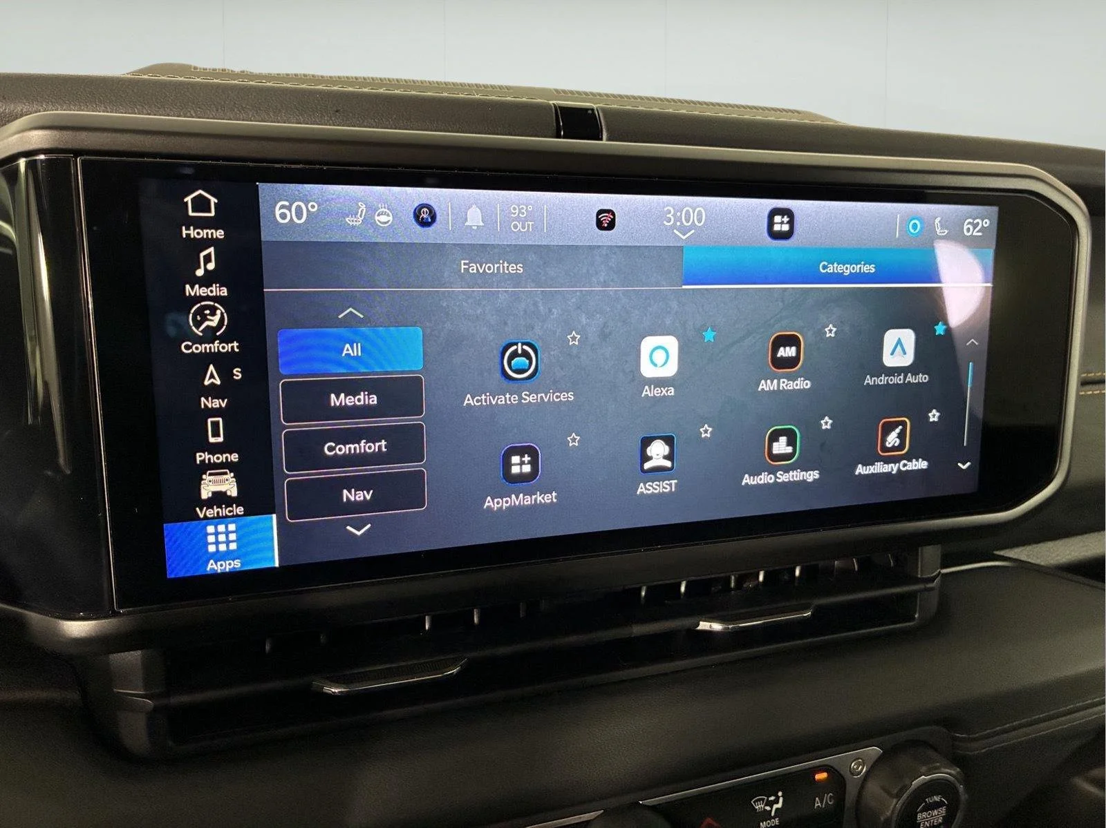 Used 2024 Earl Clearcoat Jeep Sahara image 37