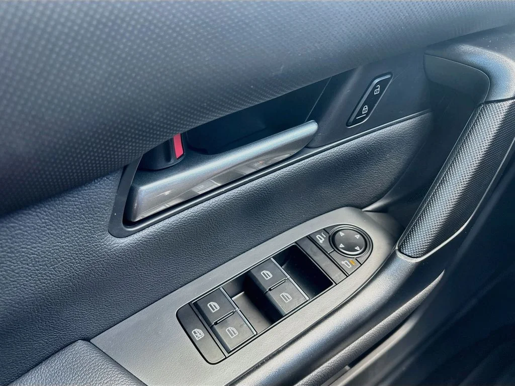 New 2026 Wind Chill Pearl Mazda 2.5 S Preferred AWD image 18