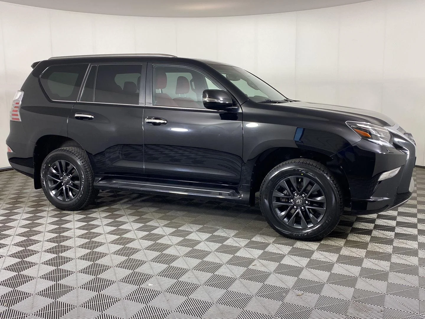 Used 2022 Black Onyx Lexus GX 460 Premium image 3