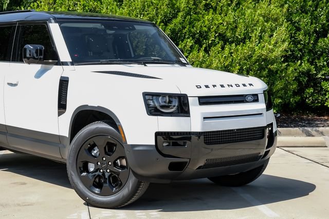 New 2026 Fuji White Land Rover S image 9