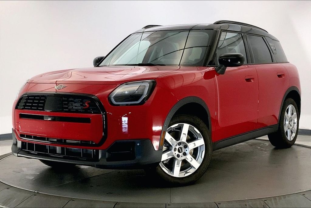 Certified Used 2025 Chili Red II MINI Iconic image 11