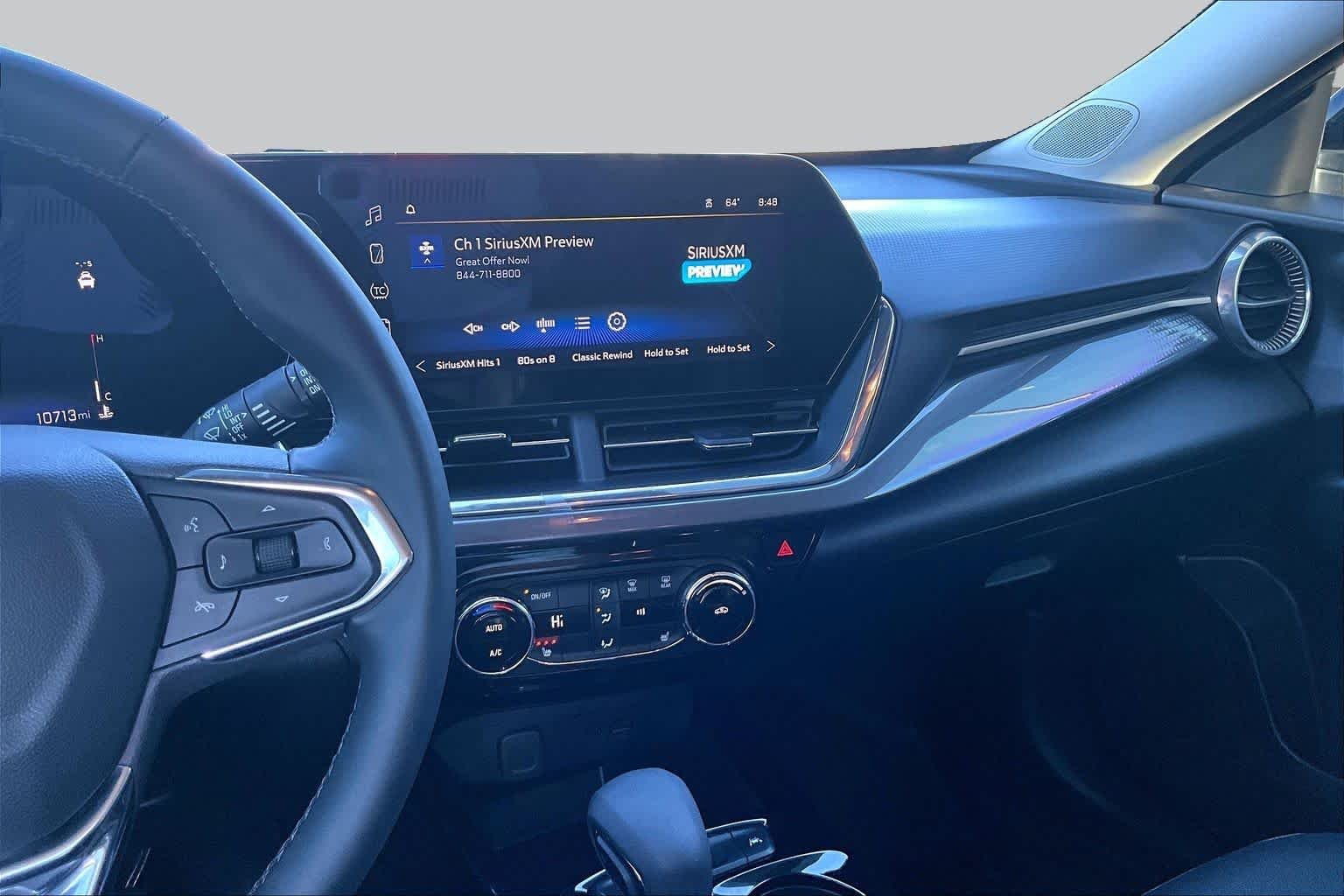 Used 2025 Cacti Green Chevrolet ACTIV image 7