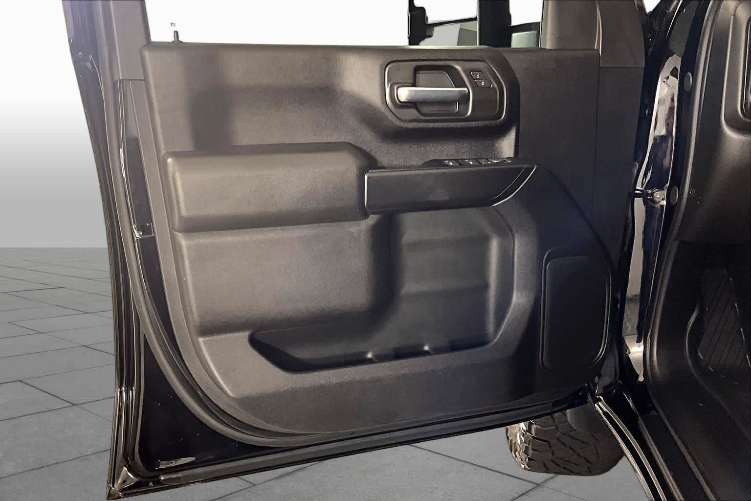 Used 2025 Onyx Black GMC Pro image 20