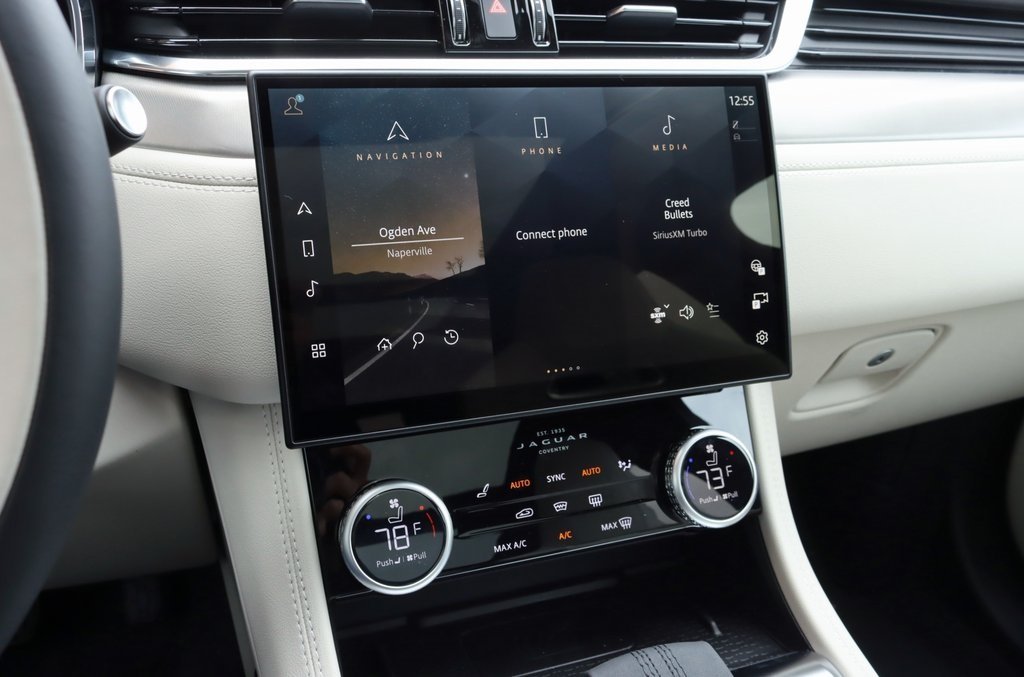 2026 JAGUAR F-PACE - Image 20