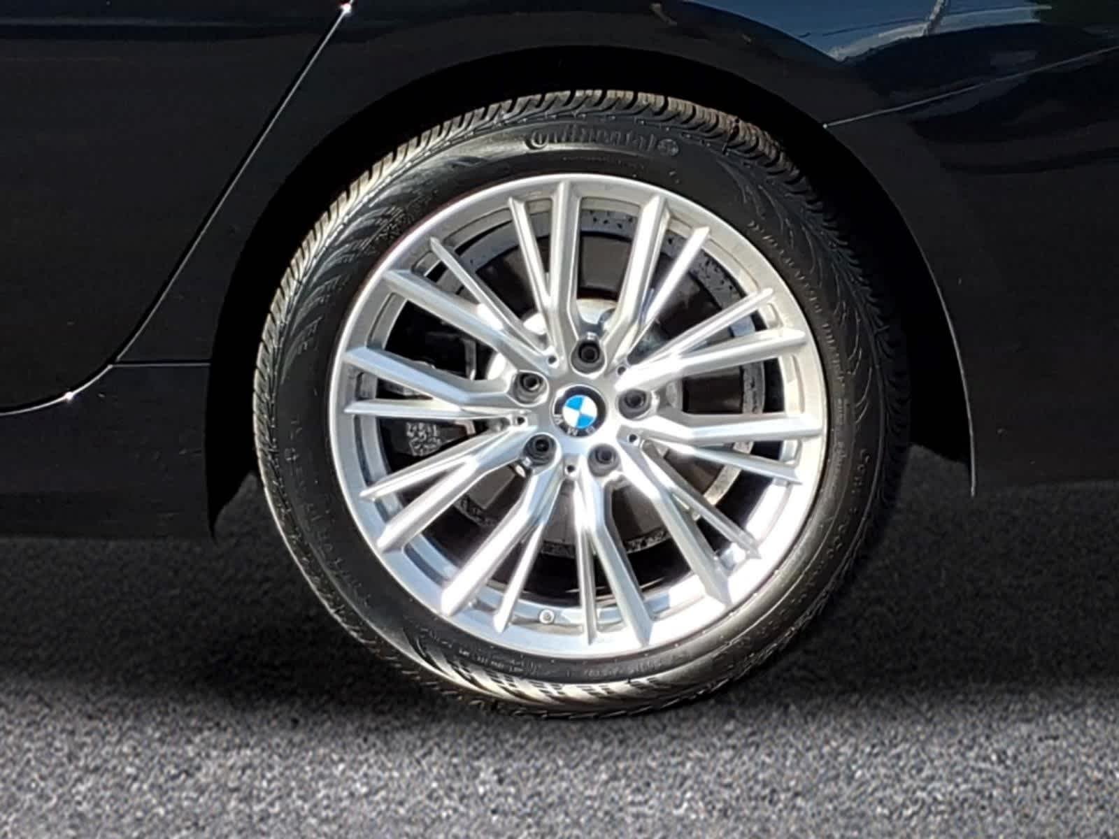 Used 2024 Black Sapphire Metallic BMW 330i xDrive image 3