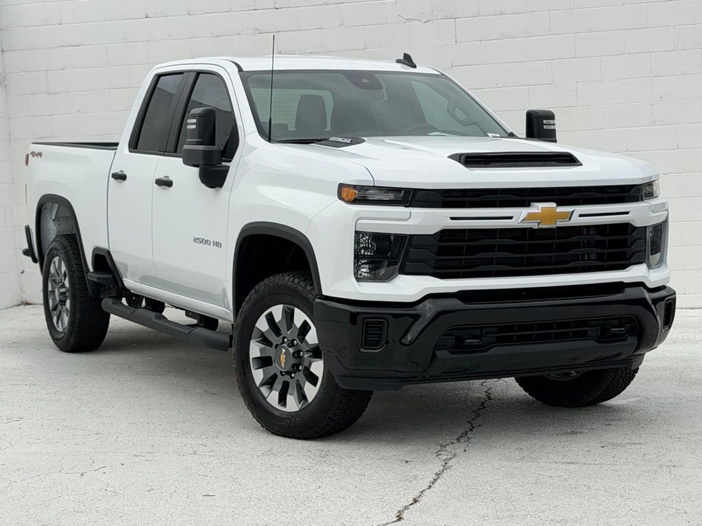 2026 Chevrolet Silverado 2500 HD Custom - Photo 2