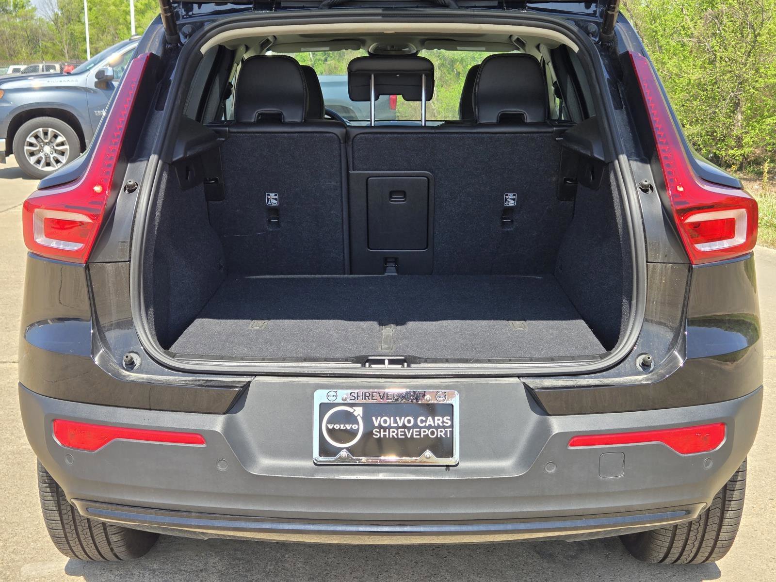 Used 2025 Black Volvo Plus Dark Theme image 11