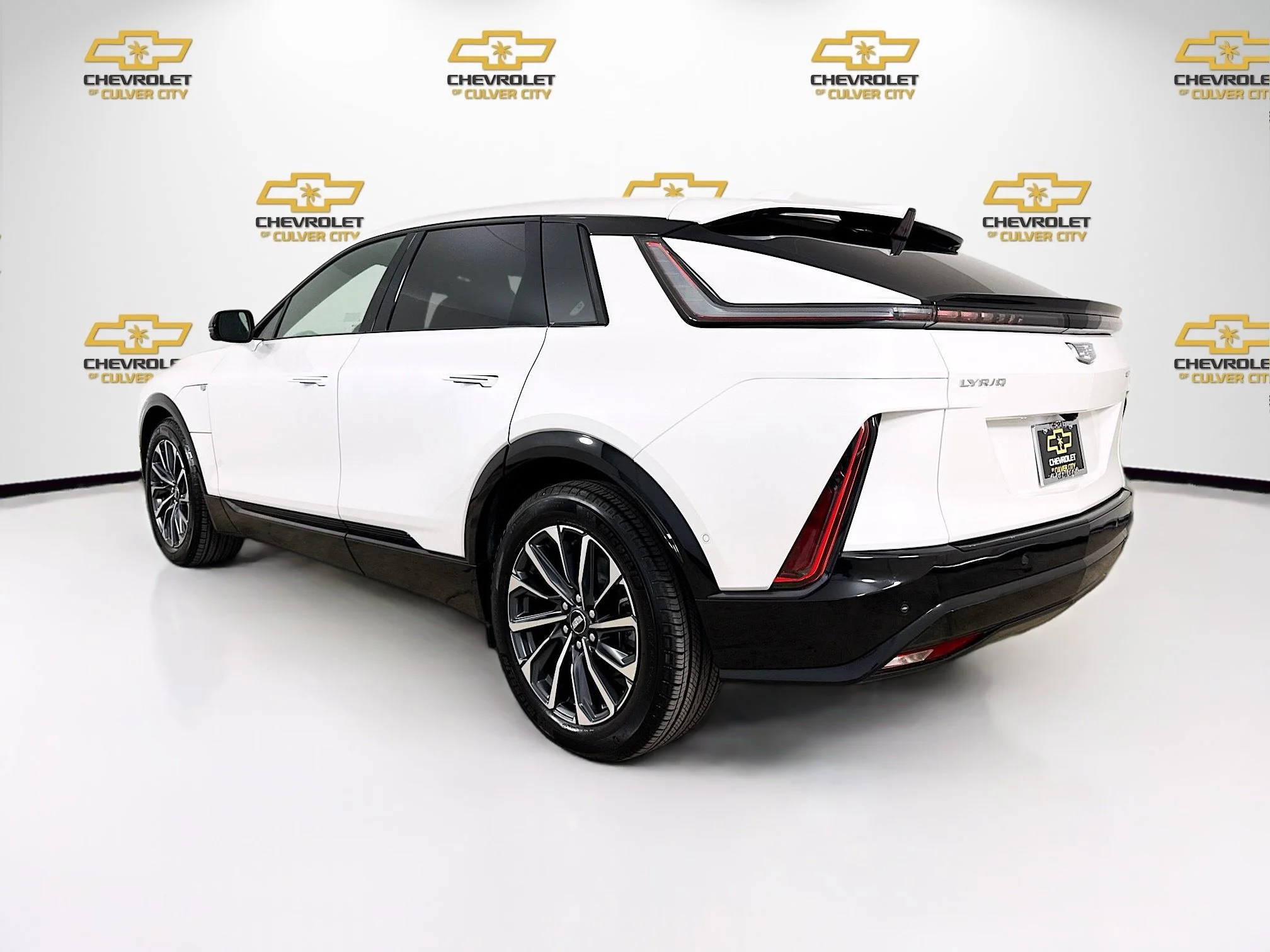 Used 2025 Crystal White Tricoat Cadillac Sport 1 image 6