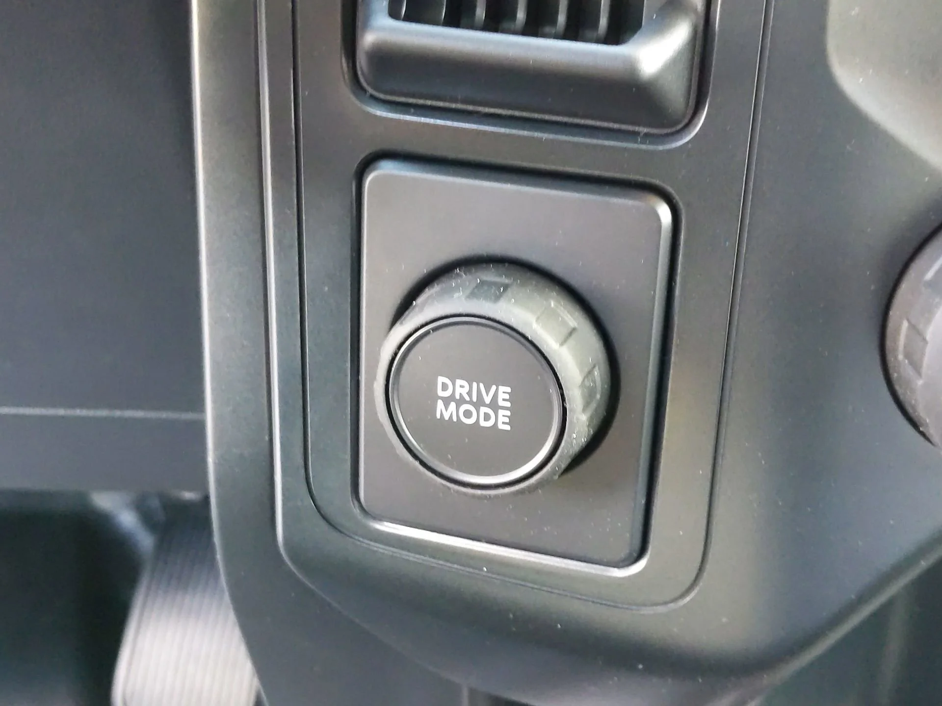 Used 2024 Oxford White Ford XL image 34