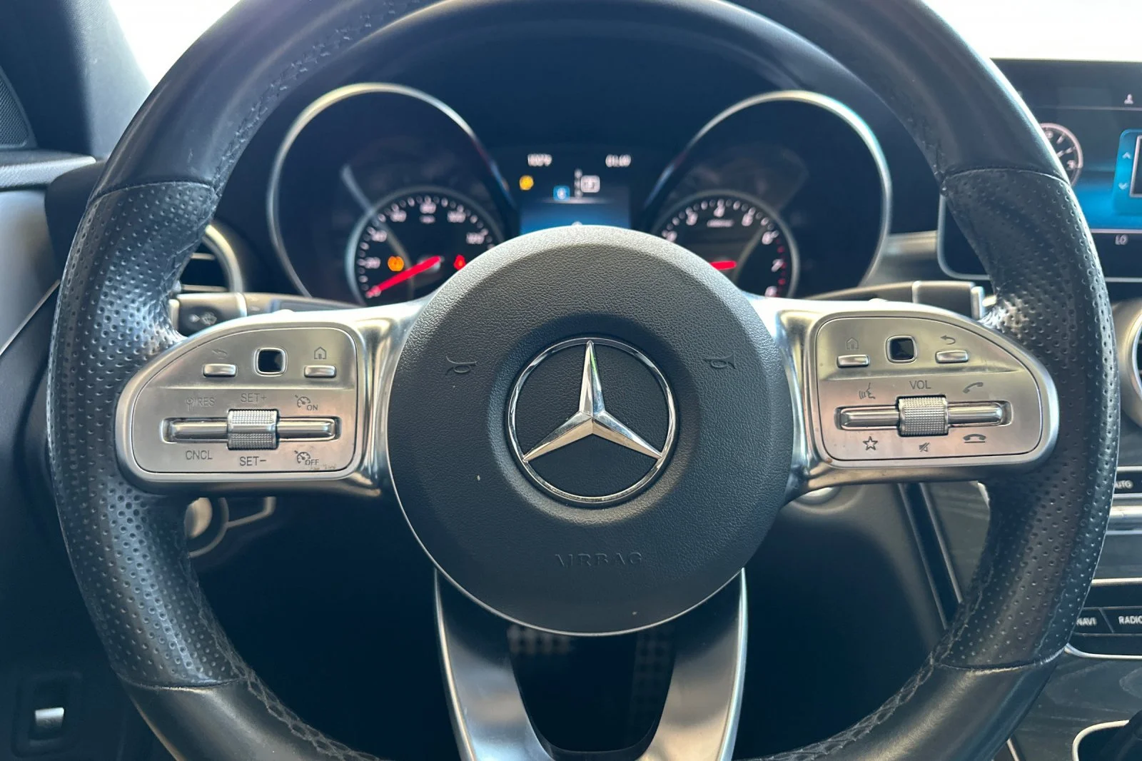 Used 2020 White Mercedes-Benz C 300 image 22