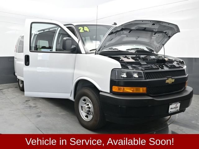 Used 2024 White Chevrolet LS image 40