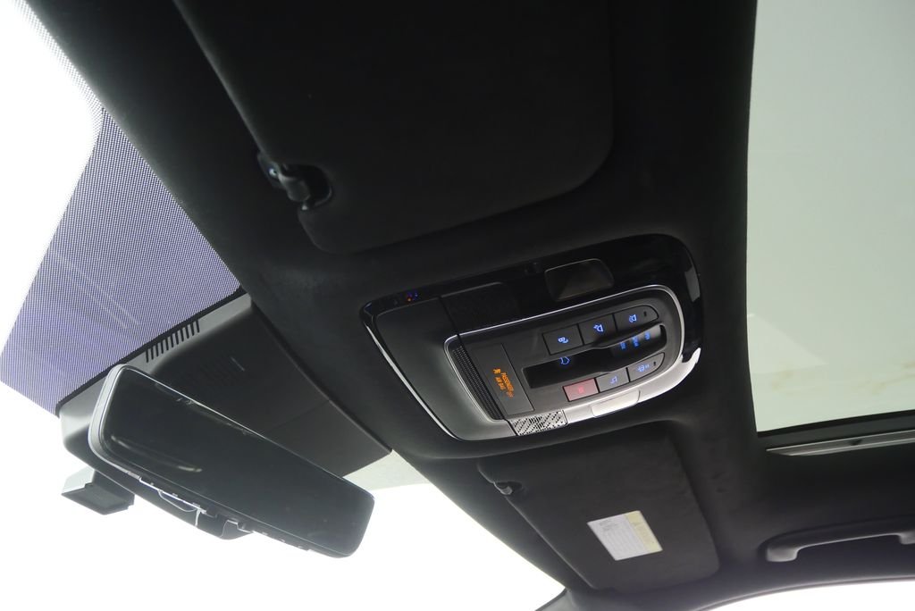 Used 2023 Abyss Black Hyundai Calligraphy image 13
