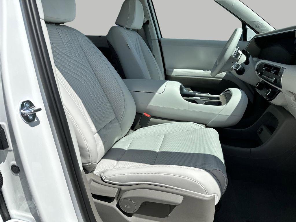 New 2026 Creamy White Pearl Hyundai SEL FWD image 27