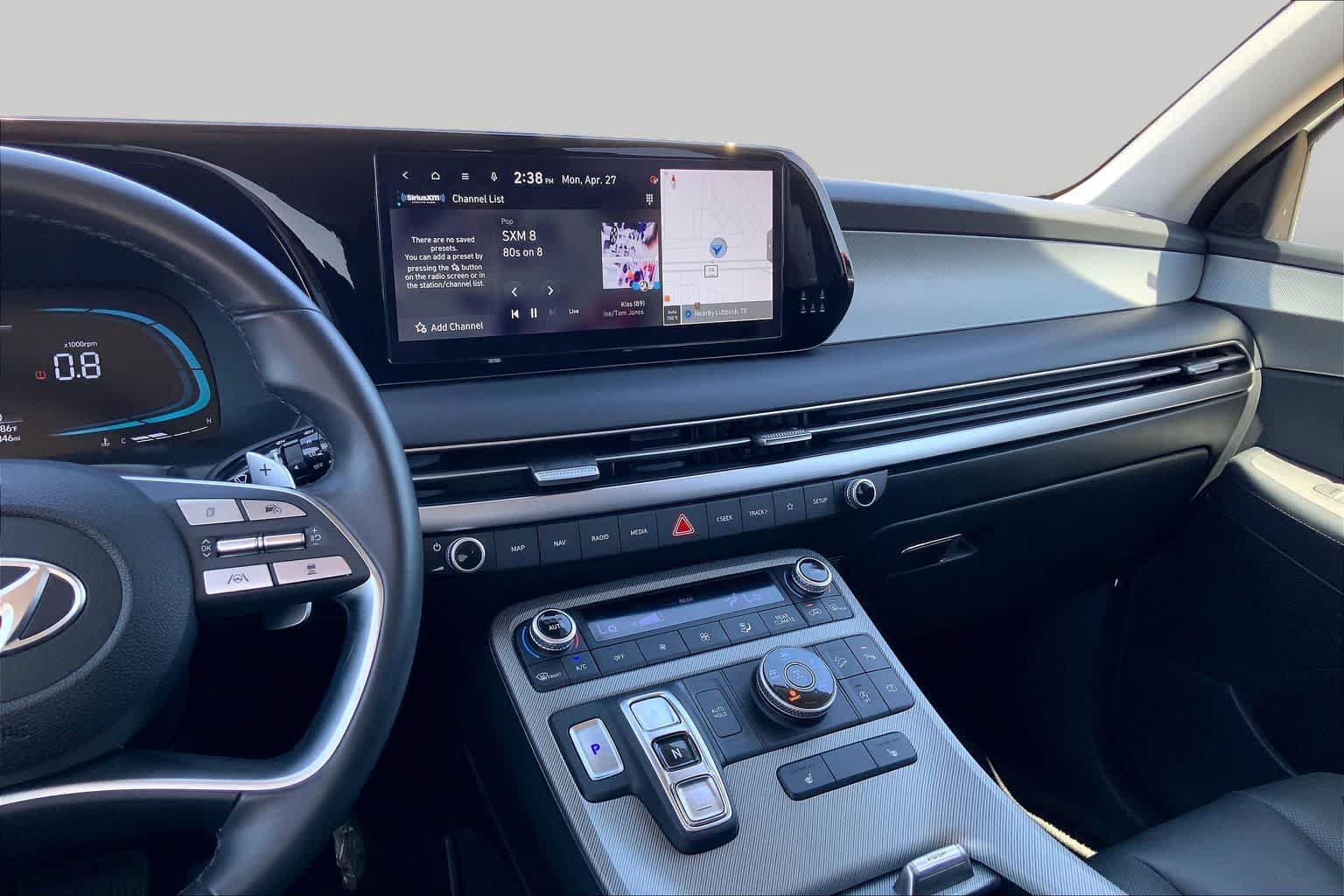 Used 2025 Hyper White Hyundai SEL image 7