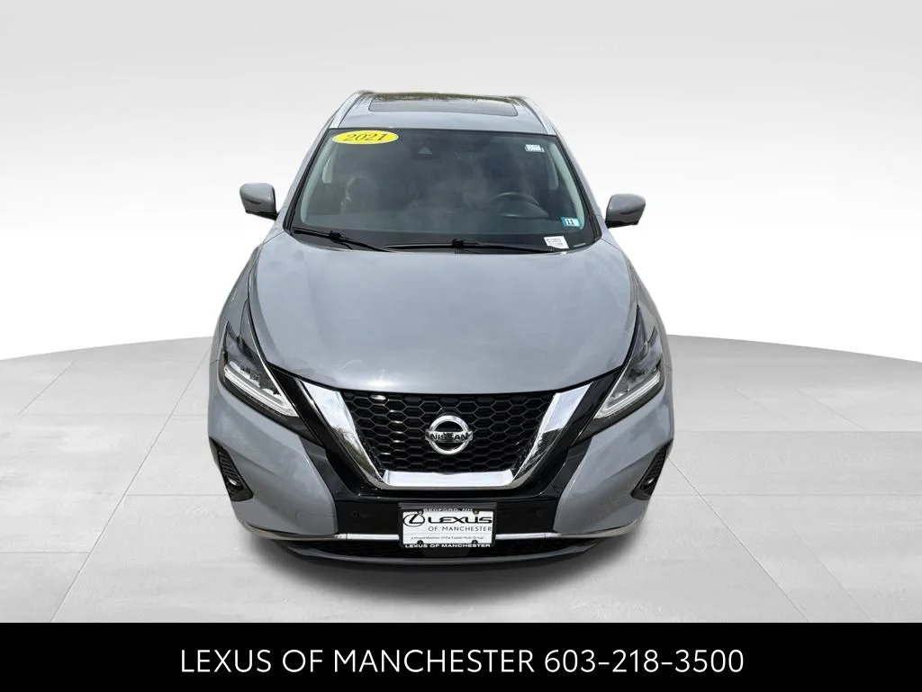 Used 2021 Gray Nissan Platinum image 2