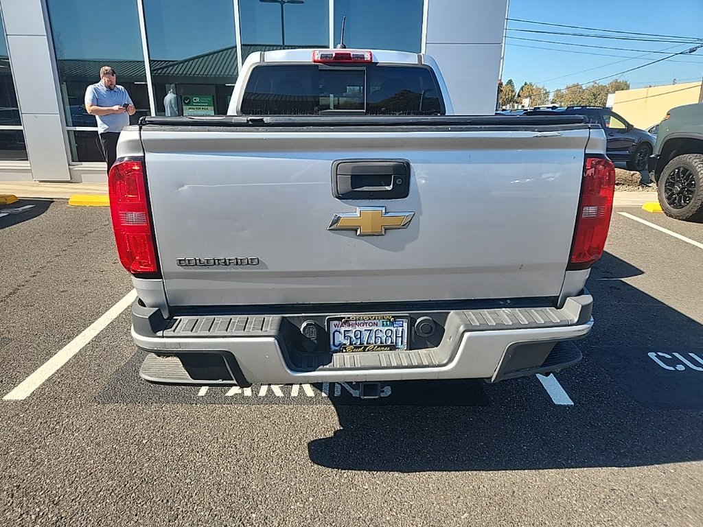 Used 2016 Silver Ice Metallic Chevrolet Z71 image 5