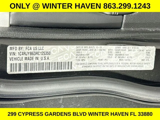 Used 2024  Jeep 4xe image 33