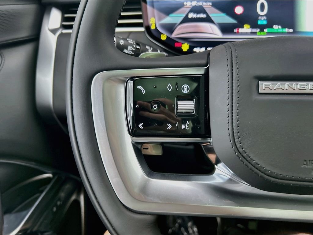 New 2026 Carpathian Grey Land Rover SE image 11