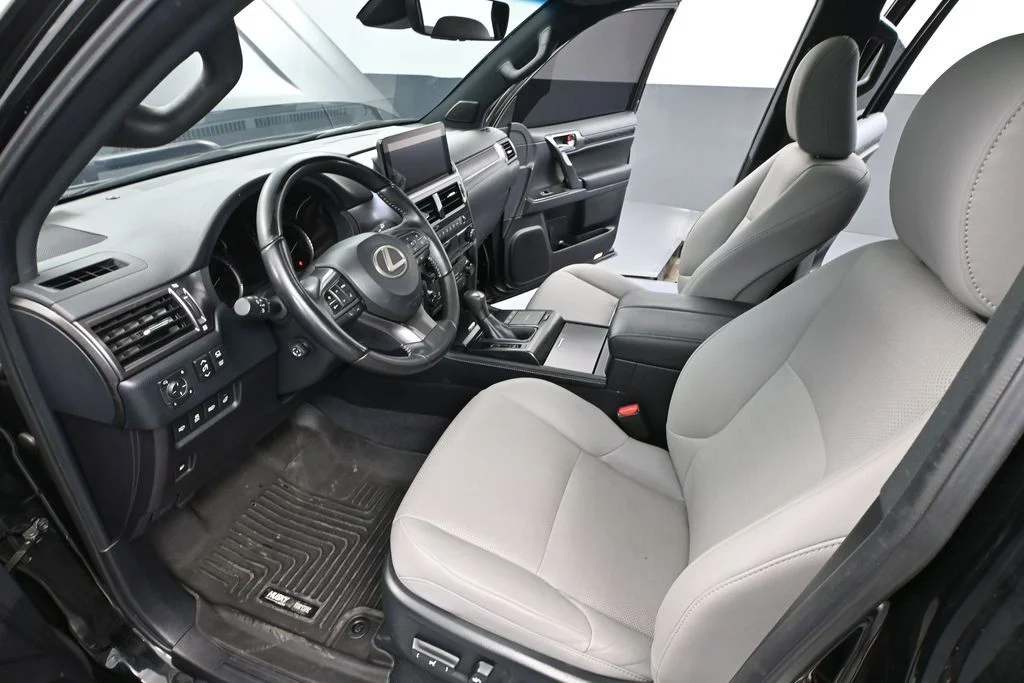 2023 Lexus GX Base - Photo 22