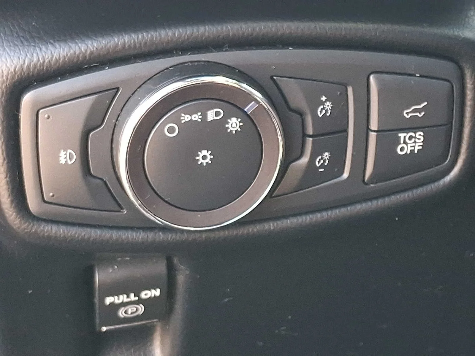 Used 2019 Black Lincoln Reserve image 26