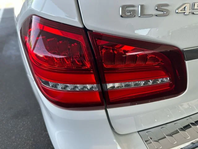 Used 2017 White Mercedes-Benz GLS 450 image 28