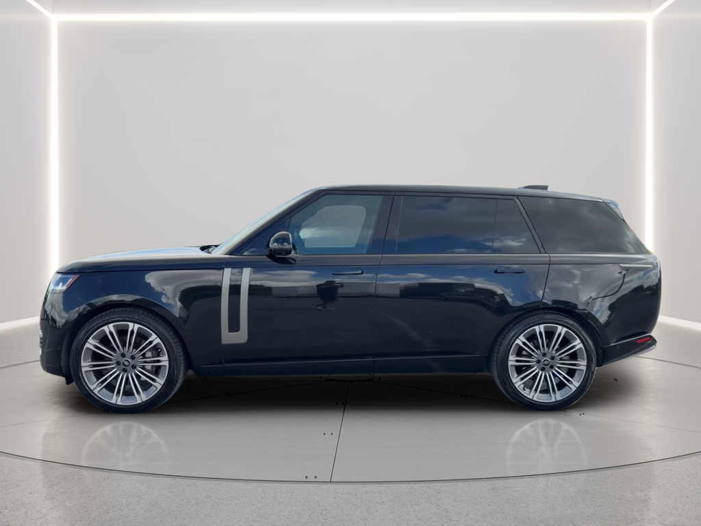Used 2024 Black Land Rover SE image 8