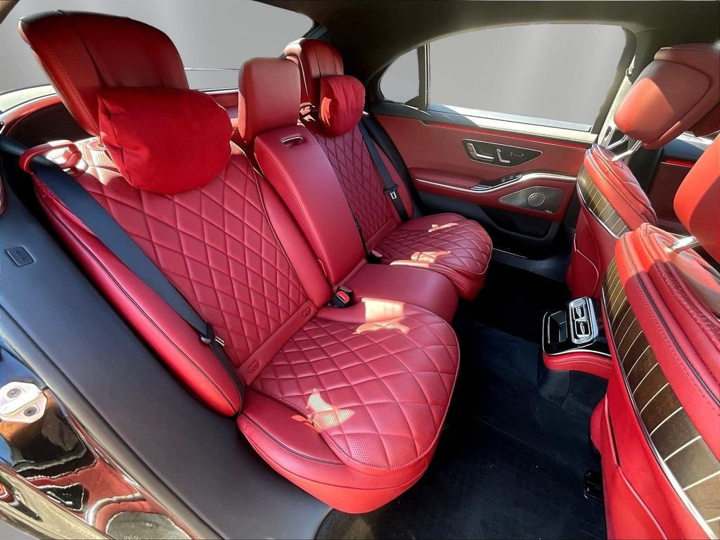 Certified Used 2023 Black Mercedes-Benz S 580 image 27