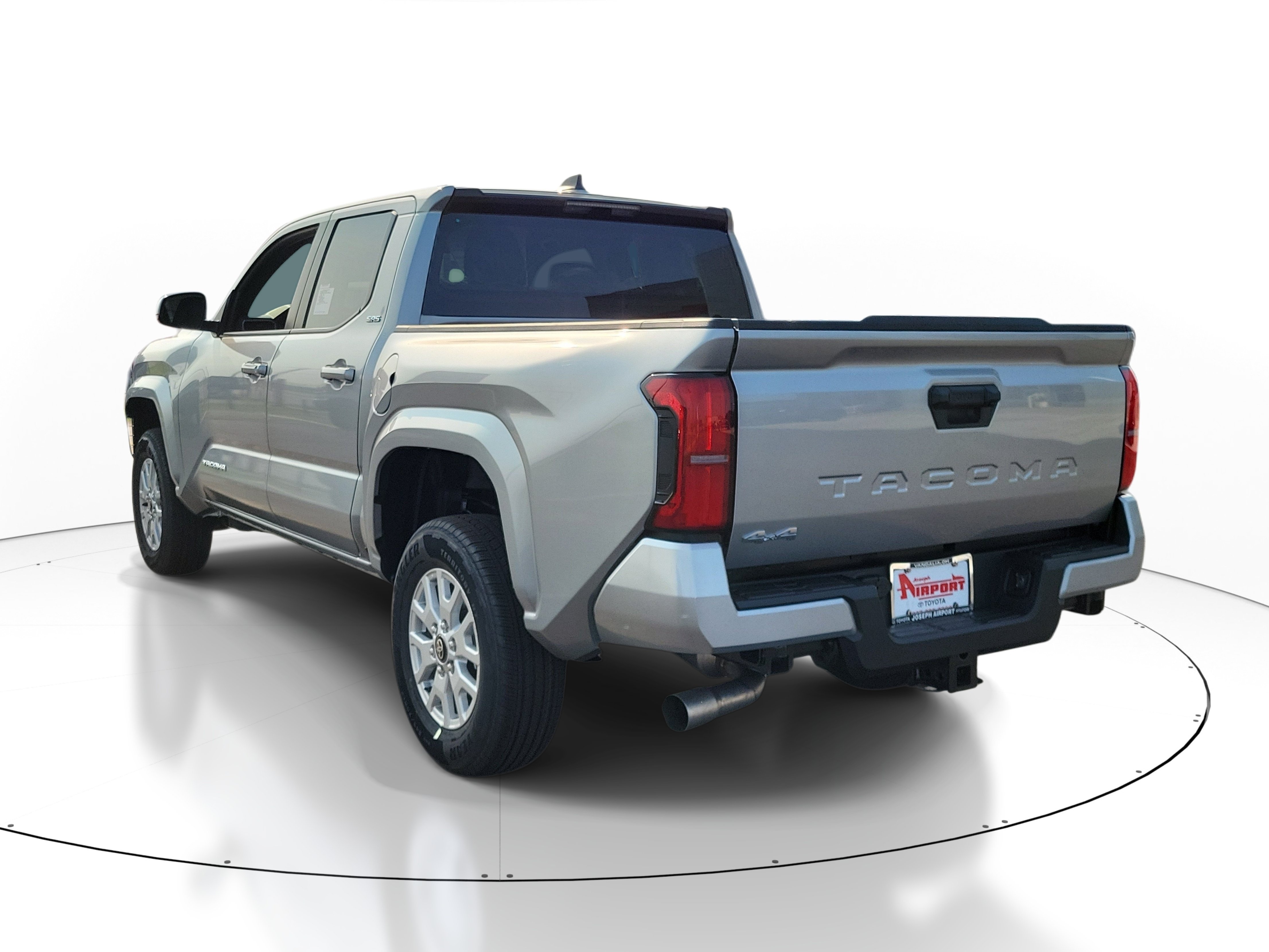 New 2026 Celestial Silver Metallic Toyota  SR5 image 3