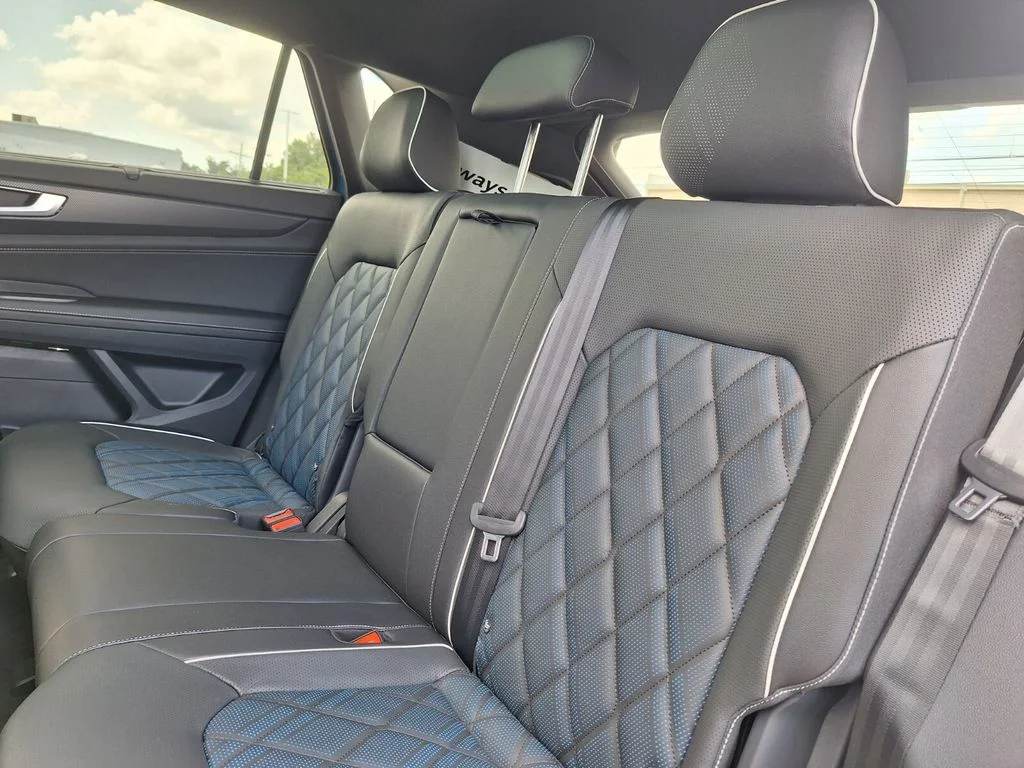 2026 Volkswagen Atlas Cross Sport SEL Premium R-LINE - Photo 24