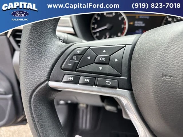 Used 2025 Black Nissan 2.5 SV image 22