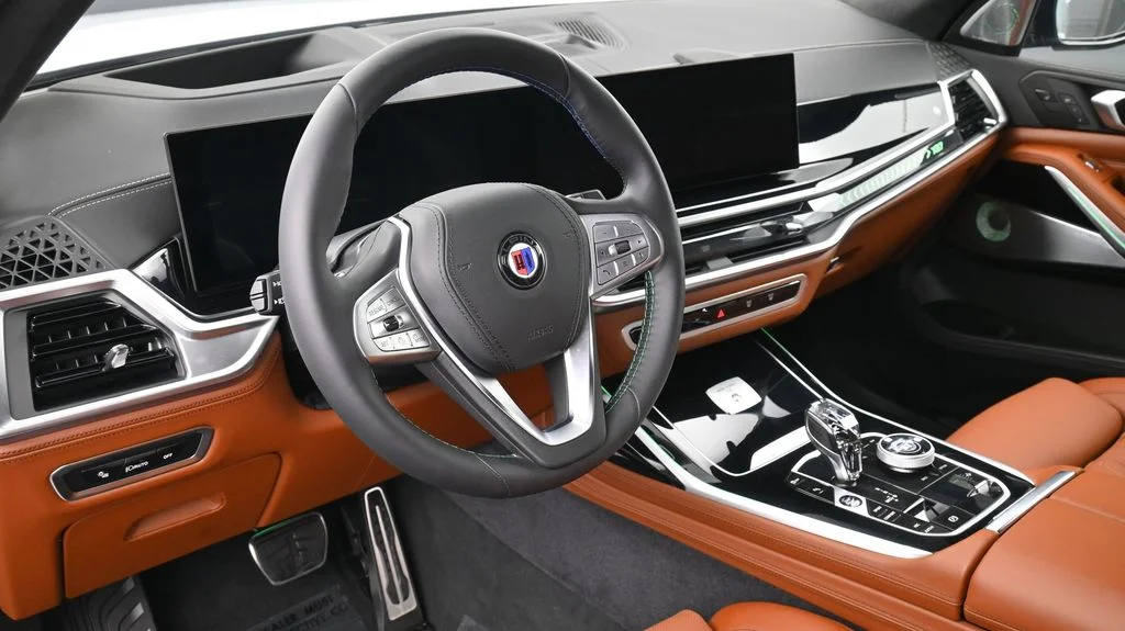 2025 BMW X7 ALPINA XB7 - Photo 7
