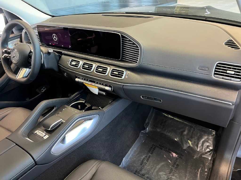 New 2026 Obsidian Black Metallic Mercedes-Benz GLS 450 image 27