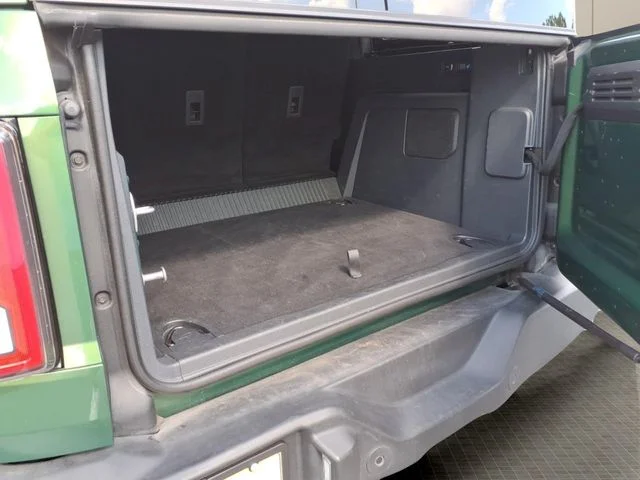 Used 2025 Green Ford Outer Banks image 11