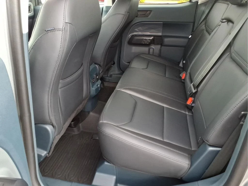 Used 2024 Silver Ford Lariat image 16