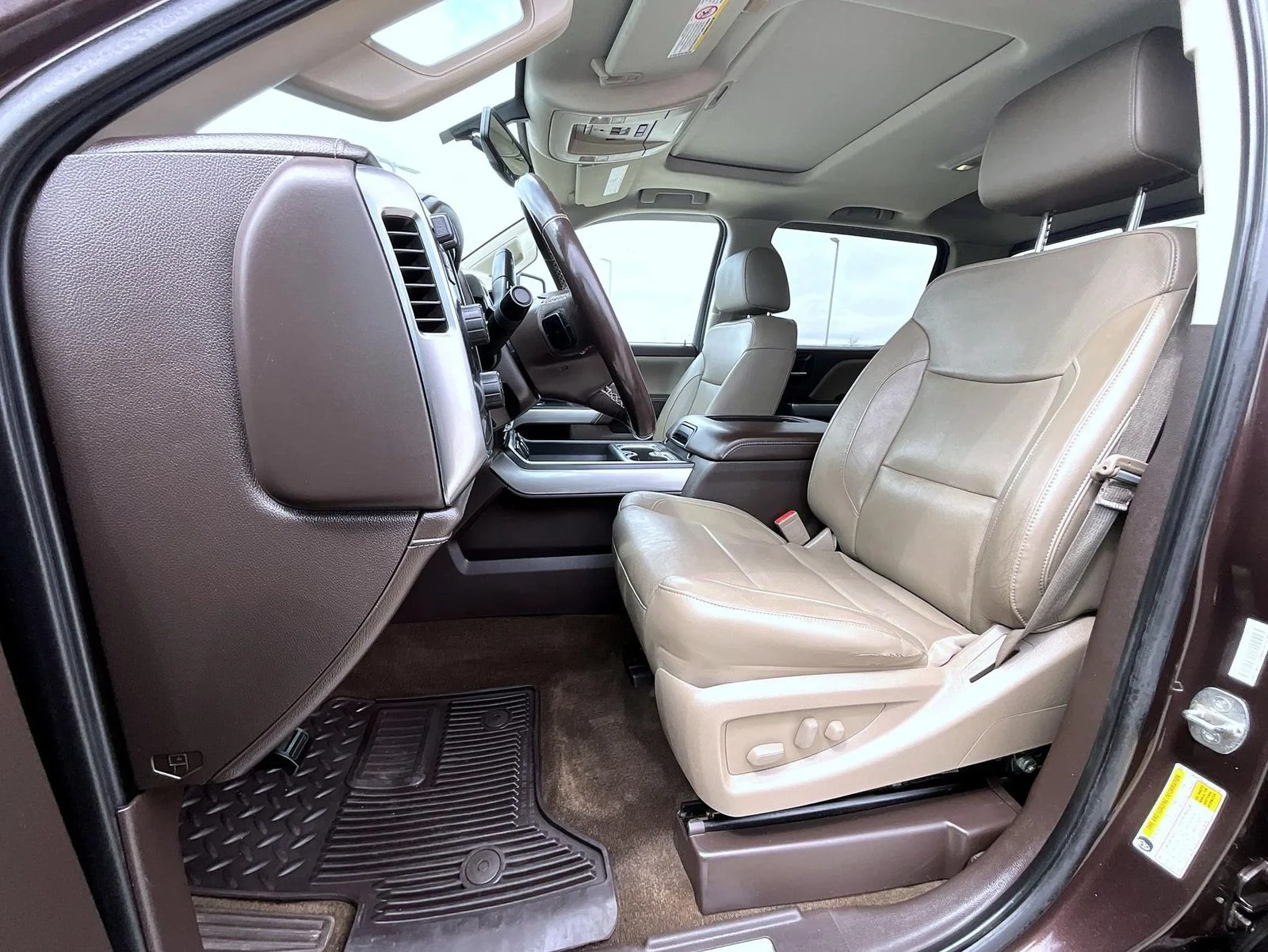 Used 2016 Brown Chevrolet LTZ image 10