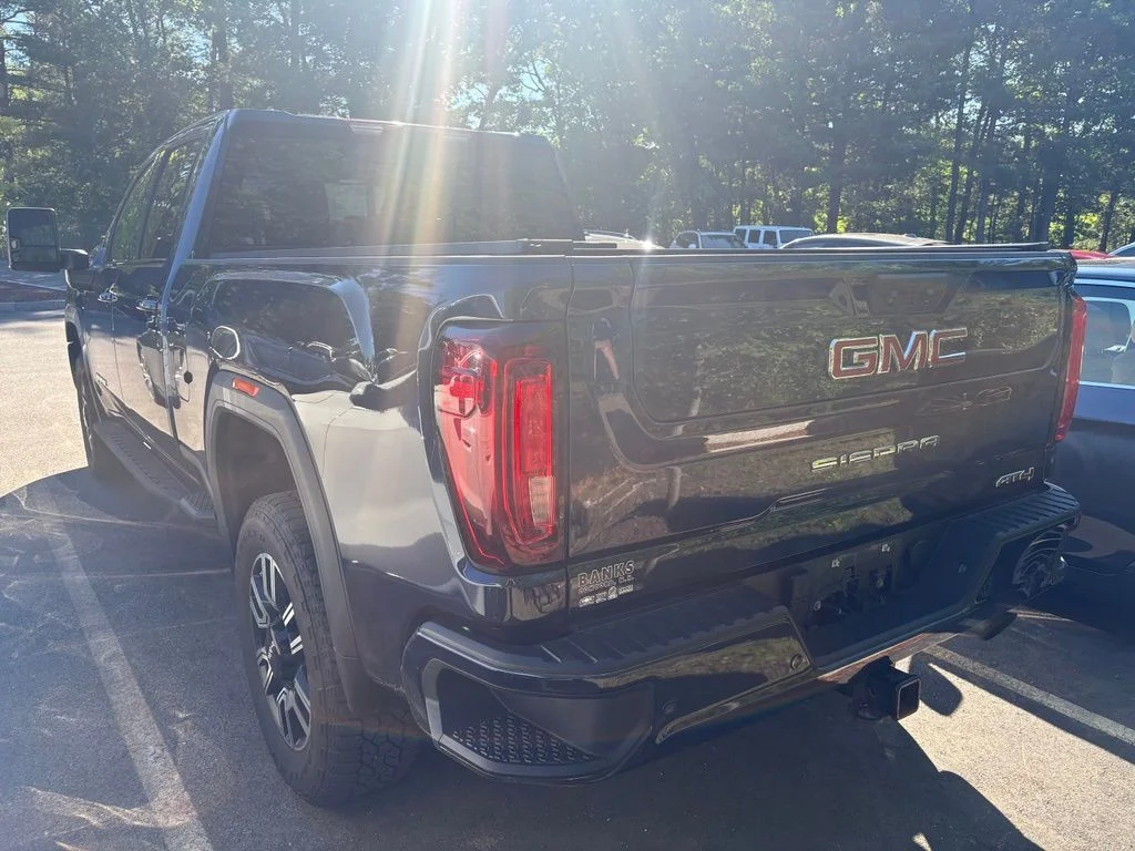 Used 2022 Blue GMC AT4 image 3