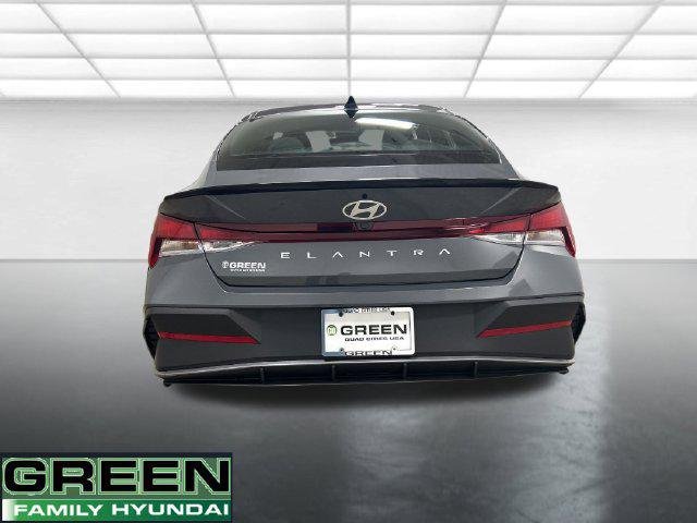 New 2026 Gray Hyundai SEL Sport image 5