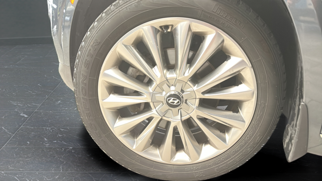 Used 2020 Steel Graphite Hyundai Limited image 39
