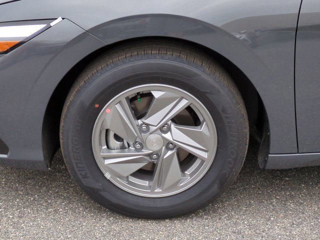 Used 2026 Gray Hyundai SE image 11