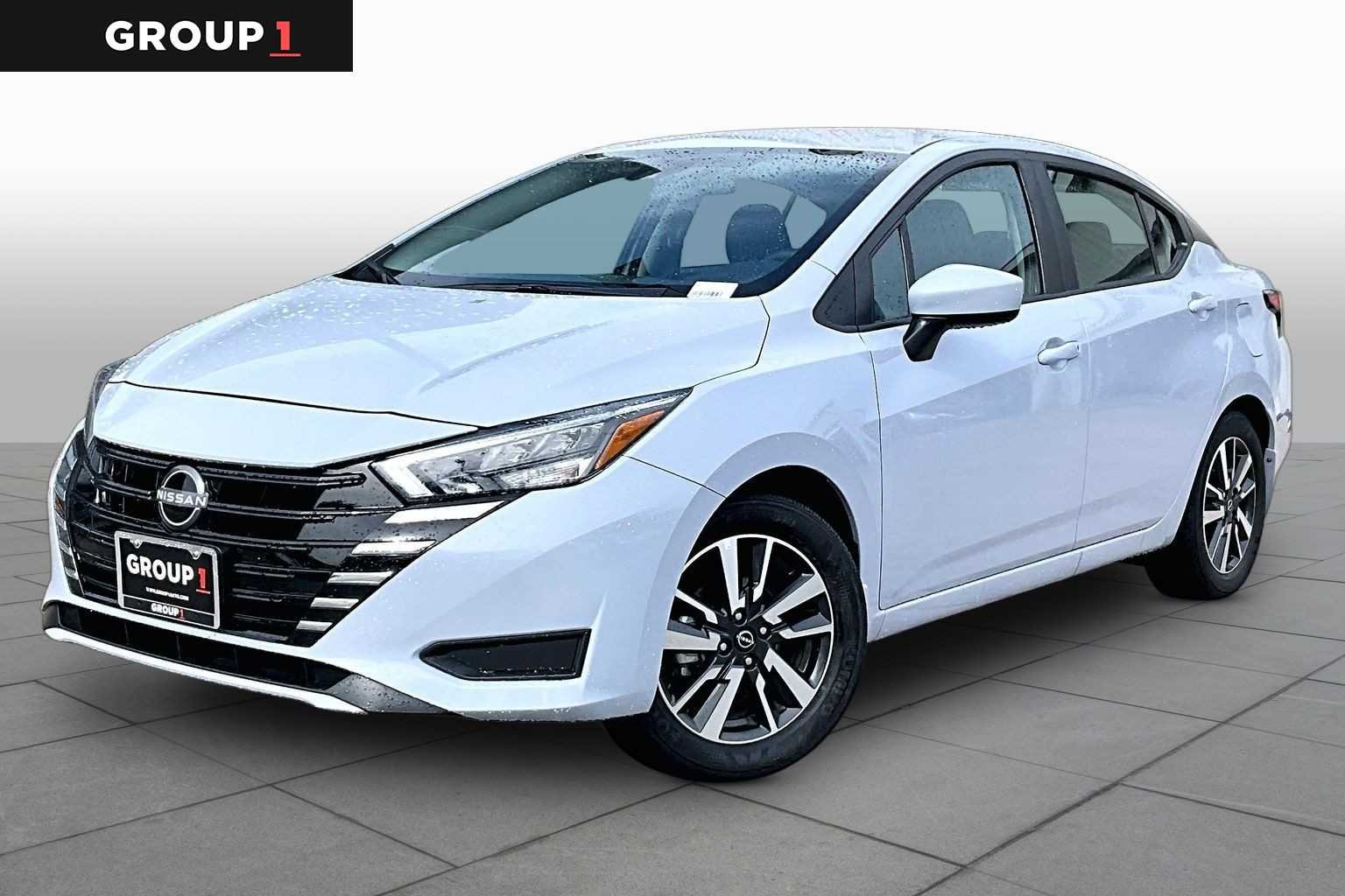 2025 Nissan Versa 1.6 SV CVT's photo