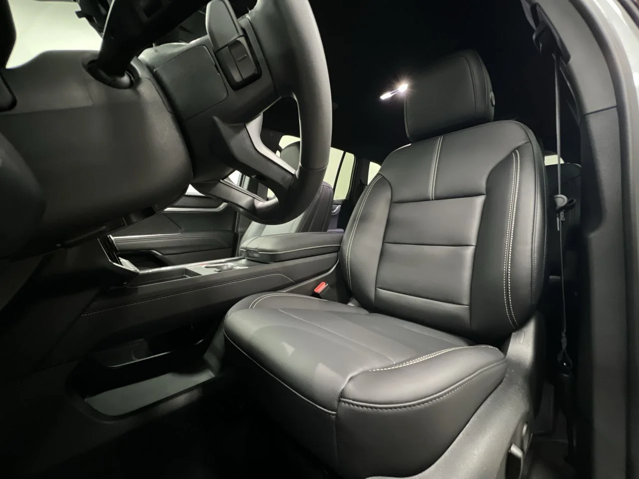 New 2026 Sterling Metallic GMC Elevation image 78