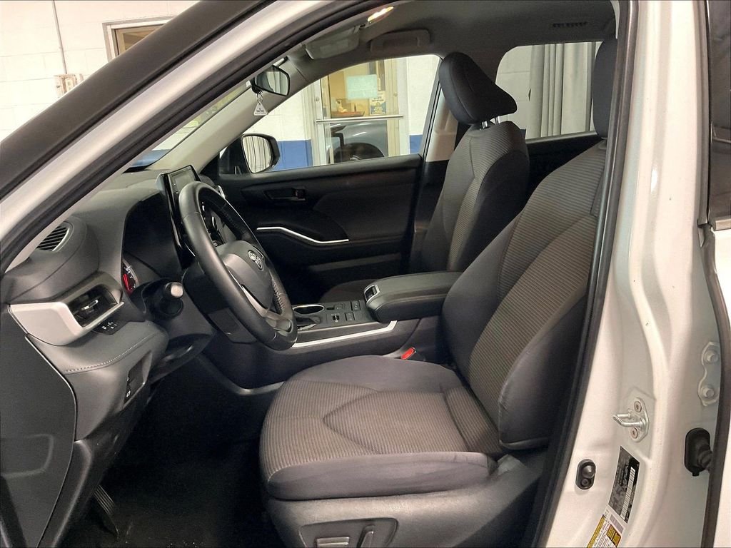 Used 2022 Beige Toyota LE image 10