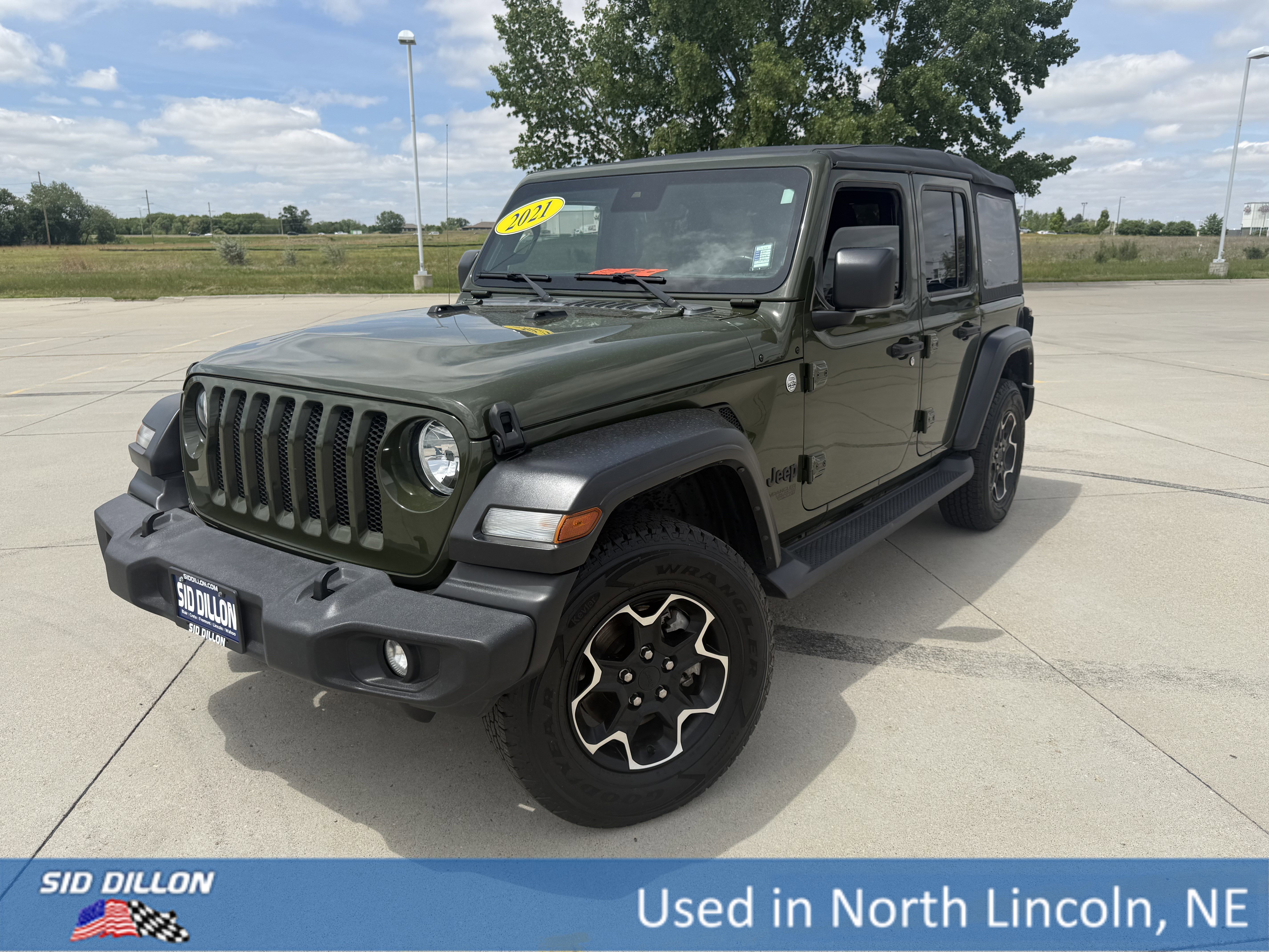 2021 Jeep Wrangler Sport S's photo
