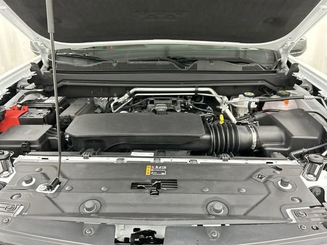 2026 Chevrolet Colorado Z71 - Photo 6