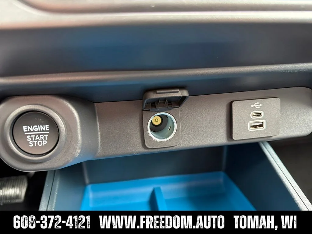 New 2026 Carbonized Gray Metallic Ford XLT image 35