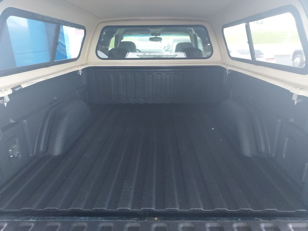 Used 2001 Green GMC SLE image 9
