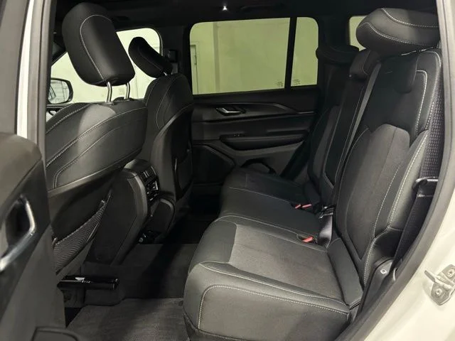 Used 2025 White Jeep Laredo X image 19