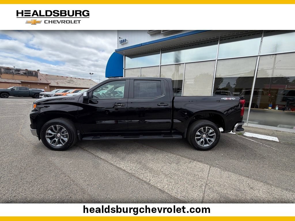 New 2026 Black Chevrolet LT image 3