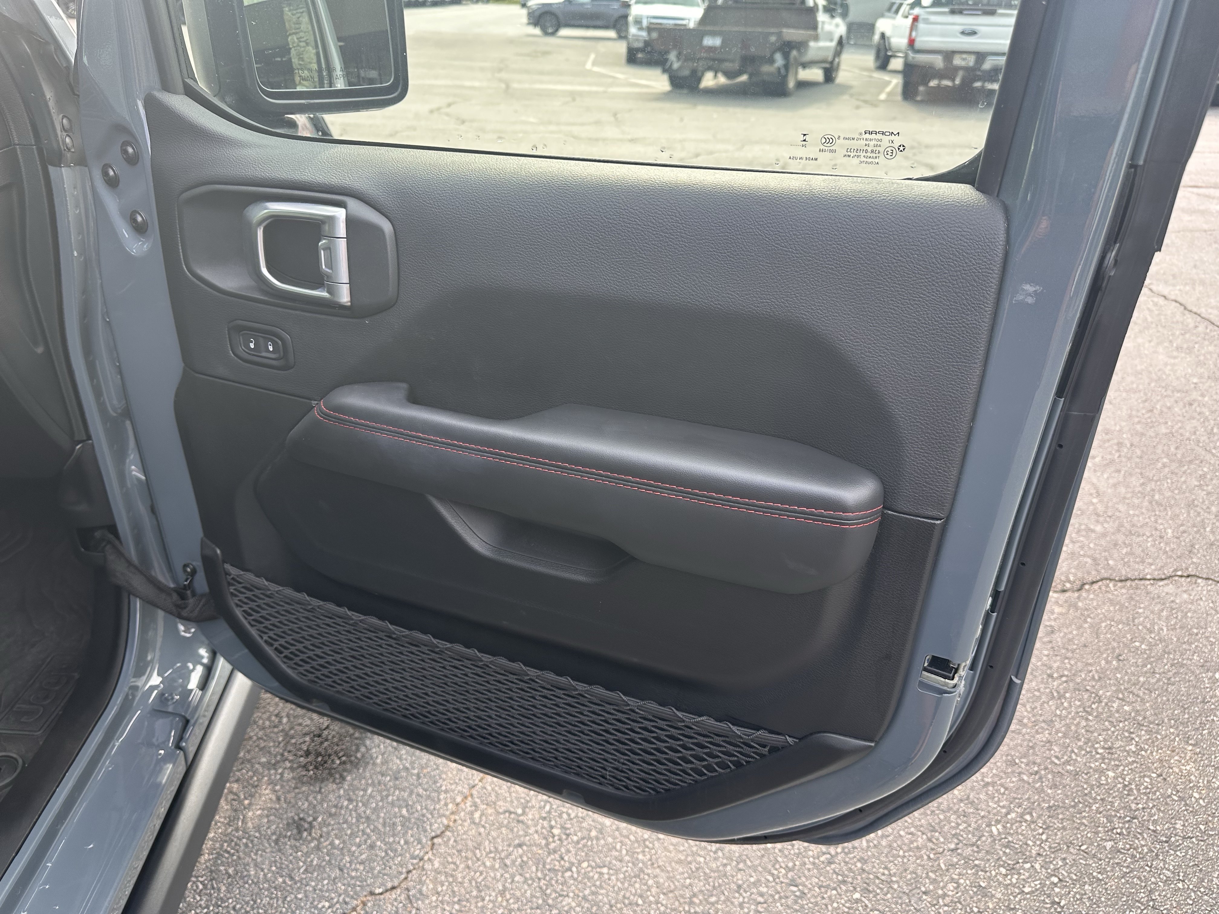 Certified Used 2024 Anvil Clearcoat Jeep Rubicon X image 13
