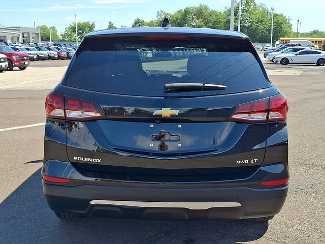 Certified Used 2022 Mosaic Black Metallic Chevrolet LT image 5